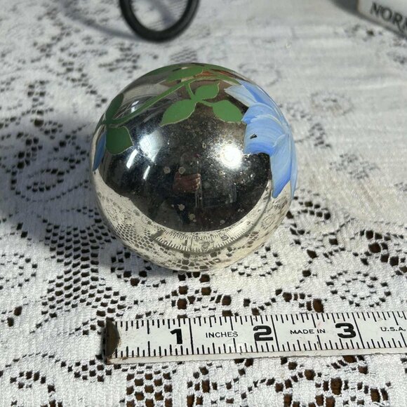 MCM hand painted mercury glass Christmas ornament - Picture 9 of 10